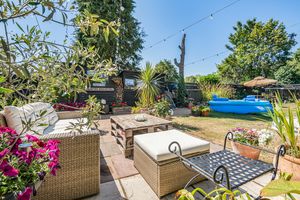 Rear garden- click for photo gallery